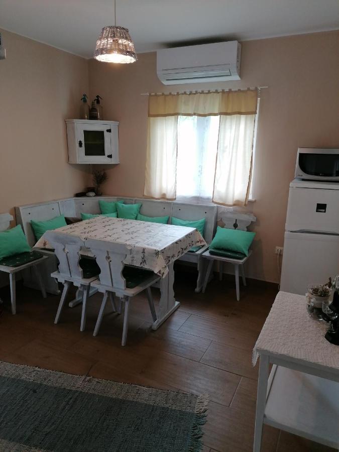 Menta Apartman Mezokovesd Ngoại thất bức ảnh